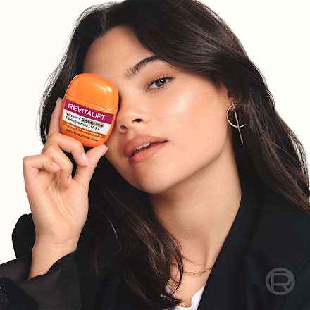 Gesichtscreme Vitamin C getönter Glow tägliches Fluid LSF 30 L'ORÉAL PARiS REVITALIFT