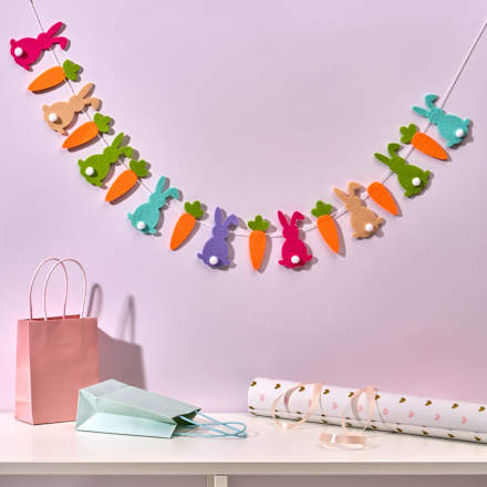 Filz-Girlande, Hase-Karotte, bunt (150 cm) Dekorieren & Einrichten