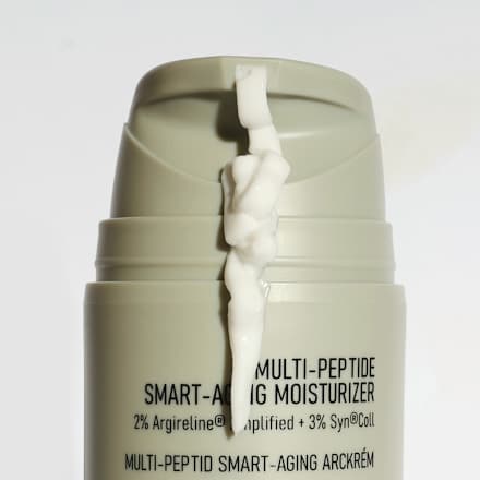 Hidratantna krema za lice Multi-Peptide Smart-Aging nerds.