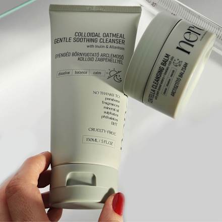 Cleanser Gentle Soothing Colloidal Oatmeal nerds.