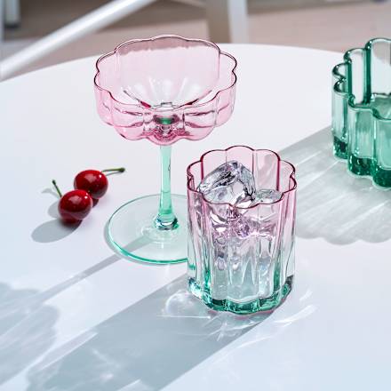 Trinkglas, gewellt, rosa/grün (9x7,5 cm) dm home