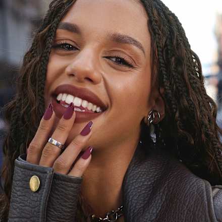 Lippenstift Super Stay Teddy Tint 110 Faux Freckles MAYBELLINE NEW YORK