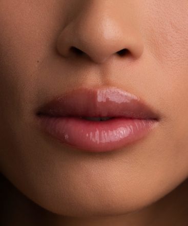 Iconic Lips Macaron színezett peptides ajakápoló  Pem Delian