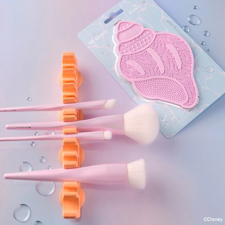 Pinsel Reinigungspad Disney The Little Mermaid 01 Shell We Swim? essence