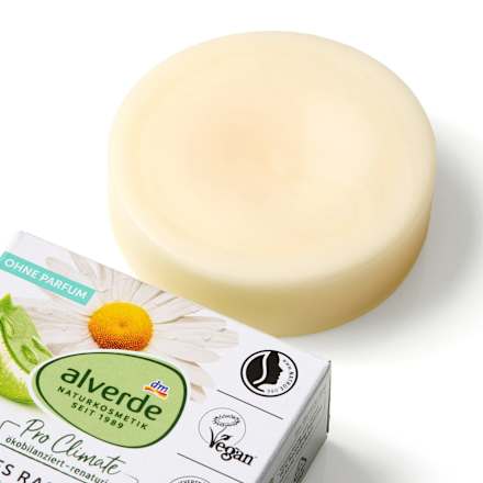 tuhá pěna na holení Aloe Vera & Heřmánek alverde NATURKOSMETIK