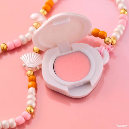 Disney The Little Mermaid balzám na rty s přívěskem na telefon 01 Call Me On My Shell essence