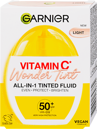Színezett fluid Vitamin C Aqua Wonder Tint SPF50+ Light GARNIER