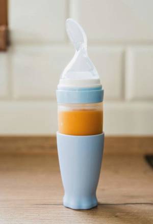 Linguriță cu rezervor de silicon albastru babysnugg