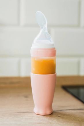 Linguriță cu rezervor de silicon roz babysnugg