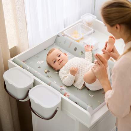 Wickelauflage grün, Motiv Bauernhof, 50 x 70 cm rotho babydesign