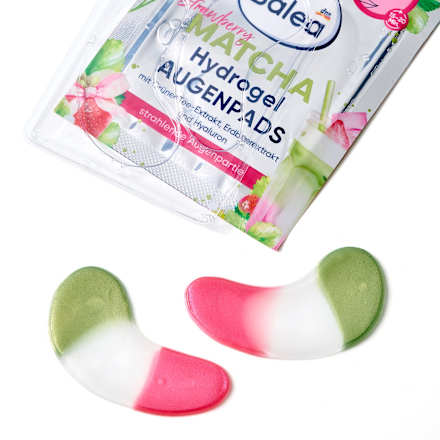 Blazinice iz hidrogela za nego kože pod očmi s hialuronom – Strawberry Matcha Balea
