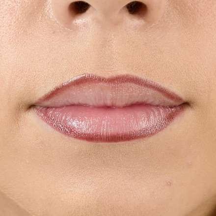 Lipliner Lip Shift Ink REVOLUTION