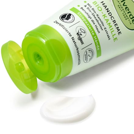 Cremă de mâini cu mușețel și unt de shea alverde NATURKOSMETIK