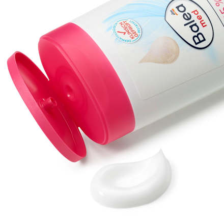 UREA mleko za telo 2 v 1 Balea med