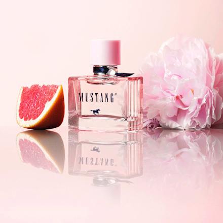 Női EdP Pink Signature MUSTANG