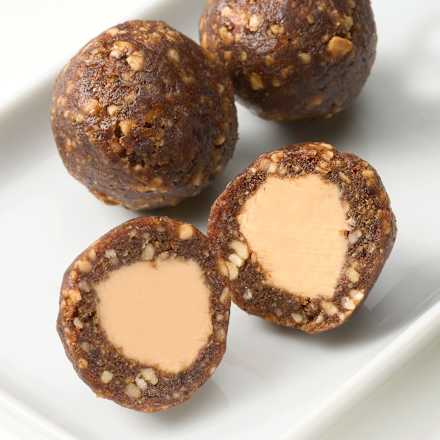 Fruchtkonfekt Bliss Balls gesalzene Mandel Maxi-Pack dmBio