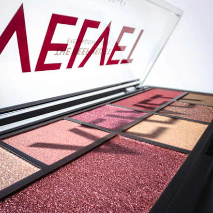 Paleta sjenila za oči The Deep Velvet CATRICE