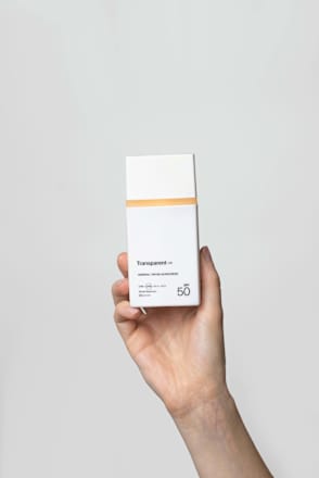 Mineral Tinted Sunscreen Medium LSF 50 Transparent Lab