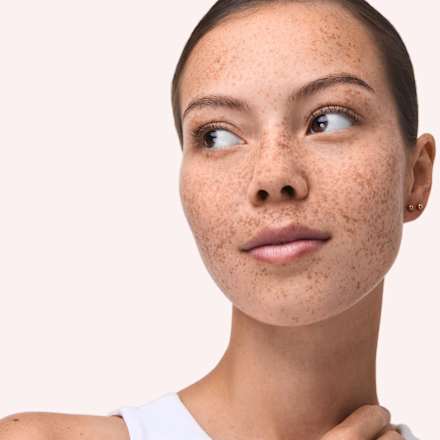 Puder za setiranje Soft Blur Matte – 030 Medium CATRICE