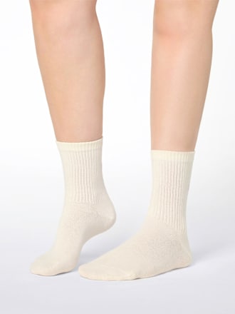 Crew Socken mit Herz-Motiv weiß Gr. 39-42 nur die