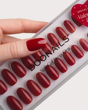 Künstliche Nägel Press Ons Medium Round Heartbreaker Doonails