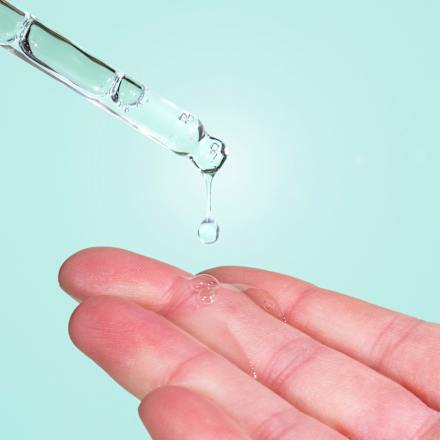 101 Arcszérum B-BOMB 10% niacinamiddal Geek&Gorgeous