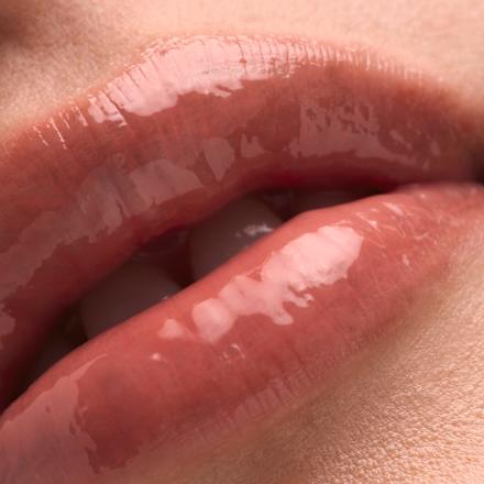 Lesk na pery Peptide Drip Milky Lip Serum C030 Glow Crush CATRICE
