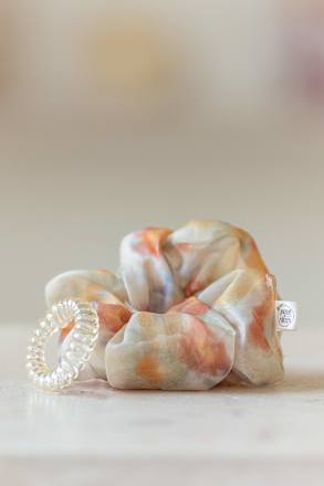 Scrunchie Aquarellprint Langhaarmädchen