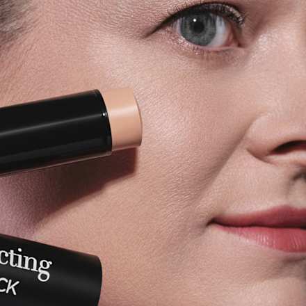 Puder i korektor u stiku Perfecting Skin - 50 Desert/Neutral ARTDECO