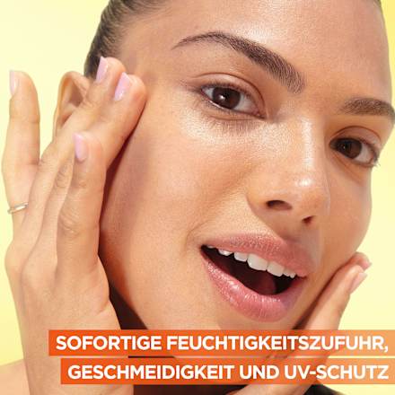 Serum Creme Vitamin C 2in1 Glow Booster LSF 25 Garnier Skin Active