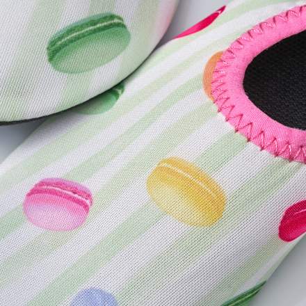 Badeschuhe mit Macaron-Muster, grün & rosa, Gr. 29/30 PUSBLU