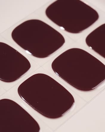 UV Gel Nagelfolien, Gel Strips Pediküre Plum Purple  Doonails
