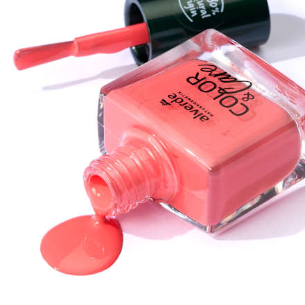 lak na nehty Color & Care 80 Peach Coral alverde NATURKOSMETIK