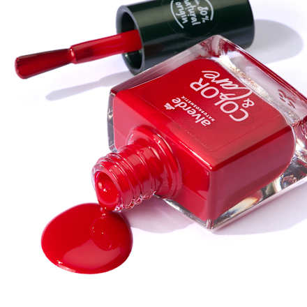 Lak na nechty Color & Care, 40 Classic Red alverde NATURKOSMETIK