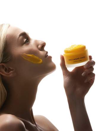 Vitamin C piling za lice red carpet ready MANUELA PICARD