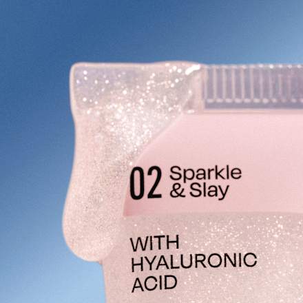 lesk na rty Glosstitude 02 Sparkle Slay GABRIELLA SALVETE