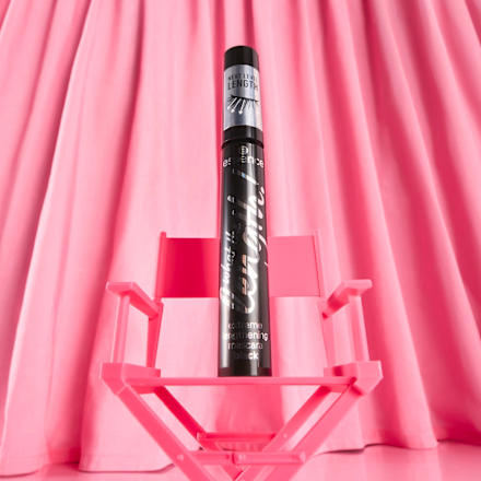 what the length! extreme lengthening maskara - 01 Black essence