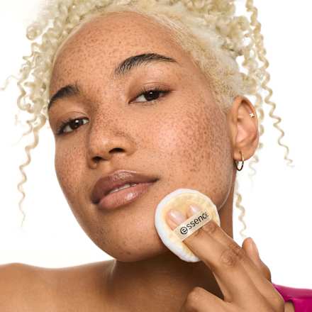 BANANA puder u prahu essence