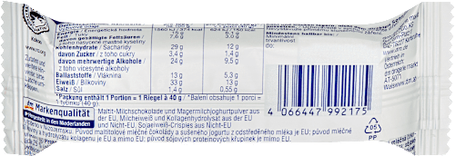 Proteínová tyčinka s príchuťou jogurt‑cereálie máčaná v maltitolovej mliečnej čokoláde Sportness