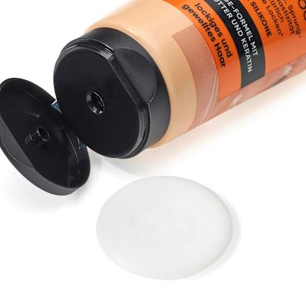 Šampon za skodrane in valovite lase Balea PROFESSIONAL