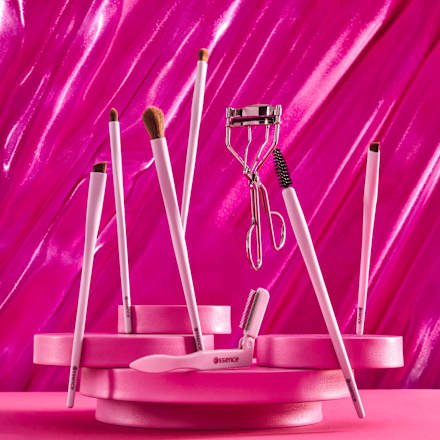 Četkica za ajlajner essence