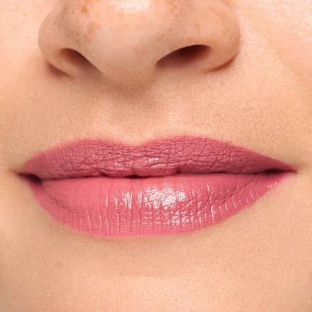 satin GLOW luminous shine karmin  za usne - 04 Let´s Get Mauvin essence