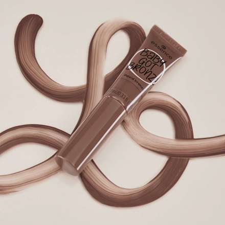 BABY GOT BRONZE tečni bronze- 40 Tan-Tastic essence