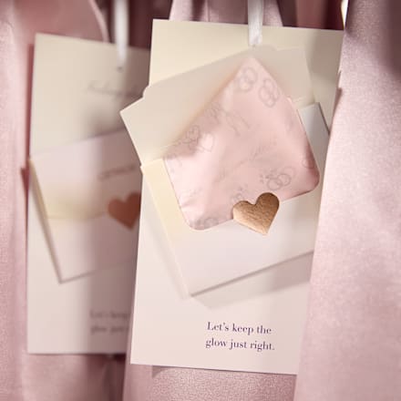 Brides & Besties Matirajući papir - C01 Love Letters CATRICE