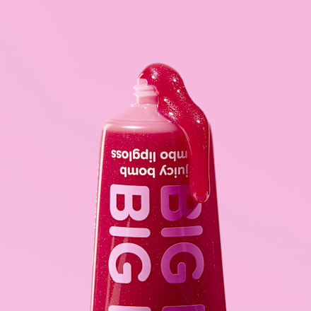 Say It With Juicy Big Hug sjaj za usne - 01 Poppin' Pomegranate essence