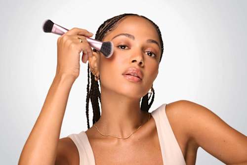 Dvostrani kist za šminkanje Ultimate Multi-Tasker Brush REAL TECHNIQUES