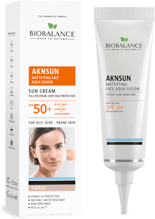Слънцезащитен тониращ и матиращ крем SPF 50+ BIOBALANCE