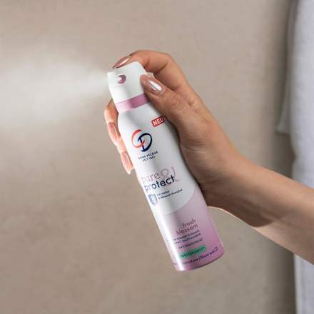 Antitranspirant Deospray pure & protect fresh blossom CD