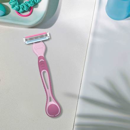 Dámske jednorazové holiace strojčeky Colors Gillette Venus