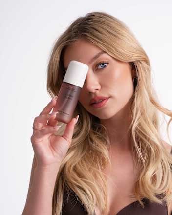 Test- és hajpermet Créme Berry MISTY MONDAY